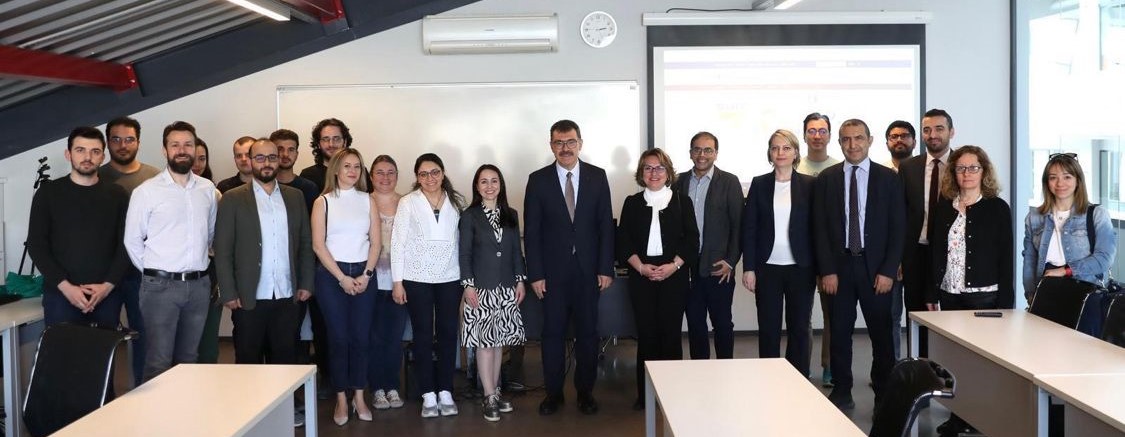 TÜBİTAK Başkanı Hasan Mandal ve ekibinin platform ziyareti (2)